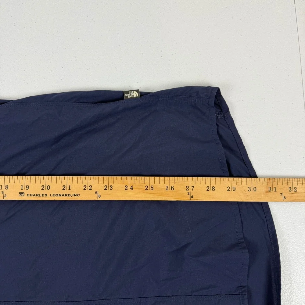 The North Face Mens XL Navy Blue Vented Long Sleeve Hiking Button Down Shirt